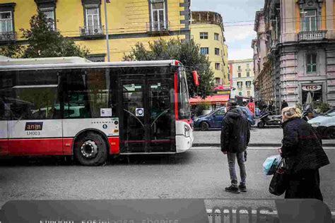 hermes trasporti napoli|Sciopero 8 novembre a Napoli, trasporti fermi per 24h: fasce di .